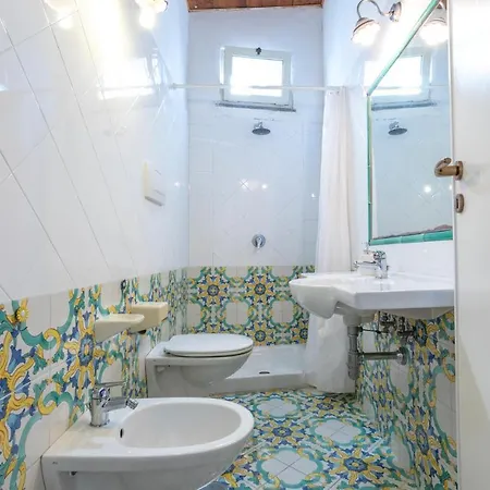 Apartment Gea 1 *